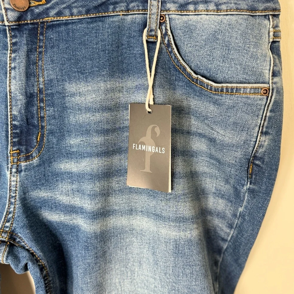 NWT Flamingals Women’s Medium Wash Bootcut Jeans Plus Size‎ 3X